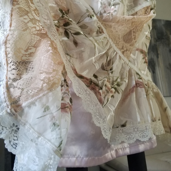 Peachy Pink Lace Floral Patchwork Midi Skirt - Picture 6 of 8